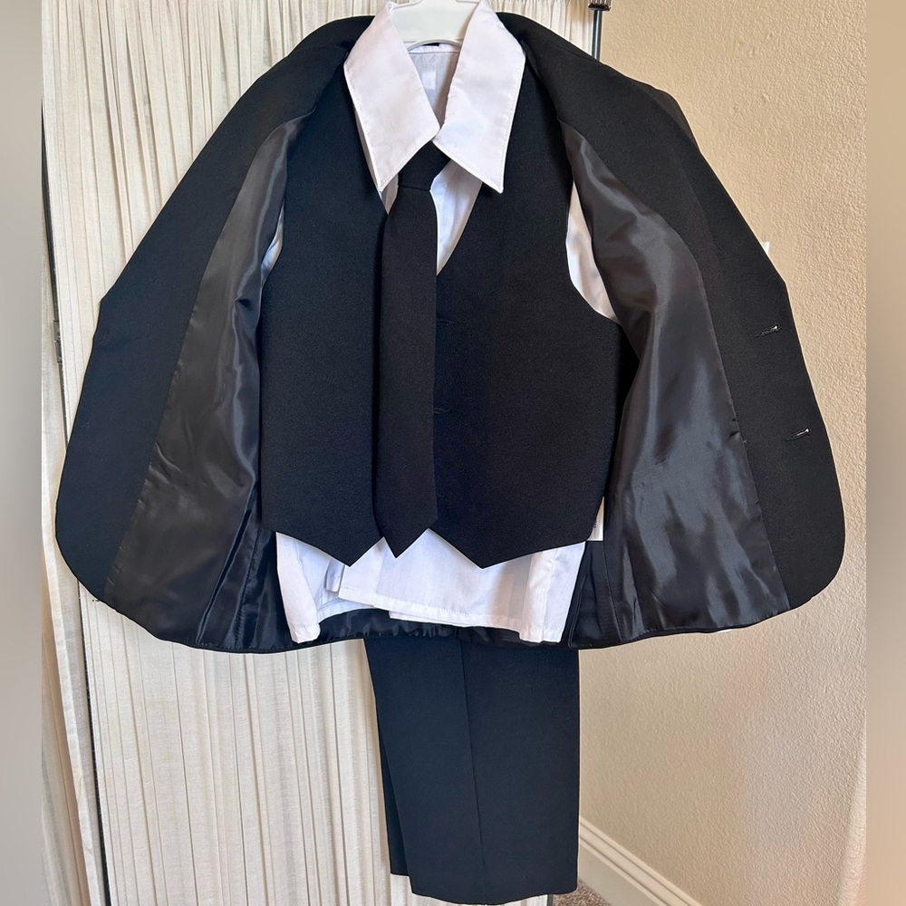Black n Bianco Boys' Formal Black Suit - Picture 10 of 16